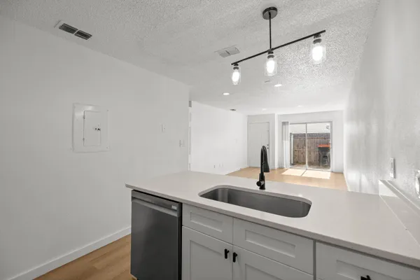 $1,350 | 2955 Southeast 53rd Court, Unit D, Ocala, FL 34480