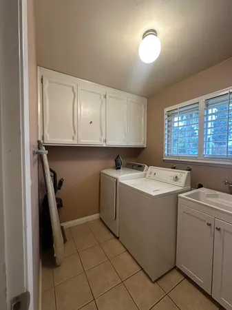 $460,000 | 394 South Oak Drive, Reedley, CA 93654