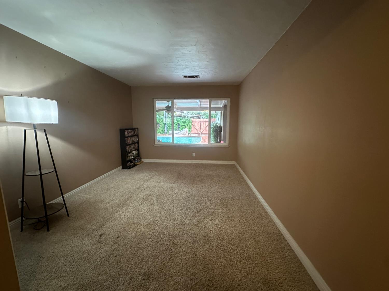 394 South Oak Drive Reedley, CA 93654 - Photo 23 of 47