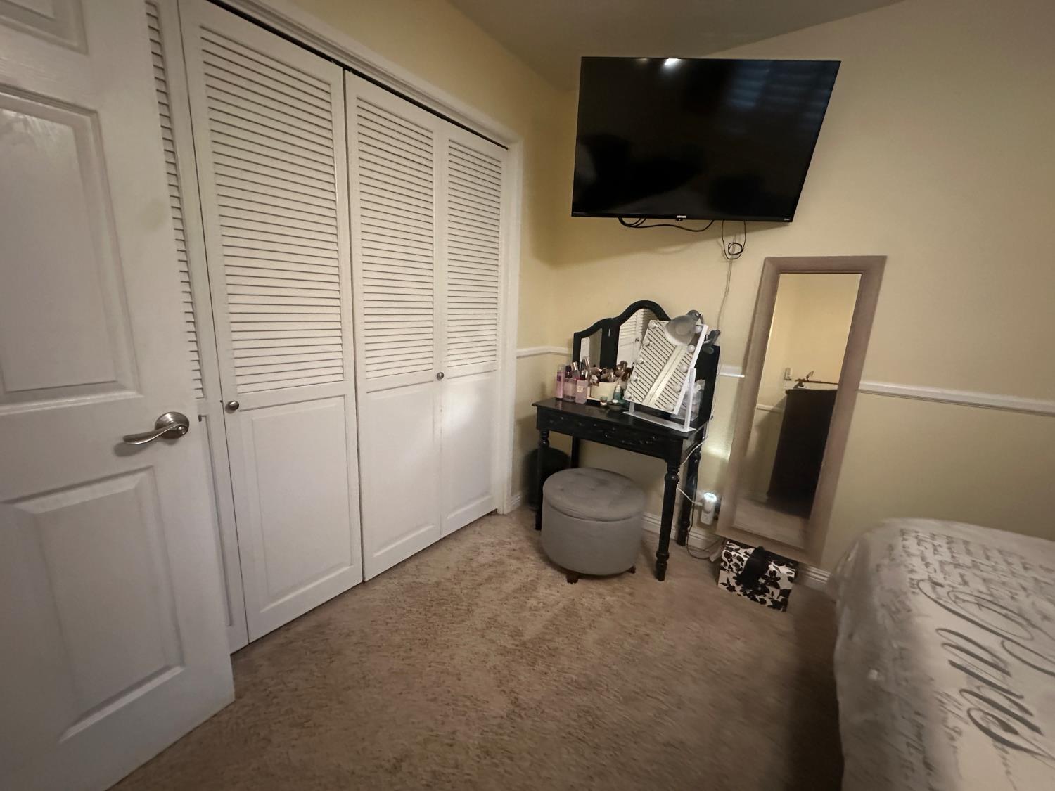 394 South Oak Drive Reedley, CA 93654 - Photo 26 of 47