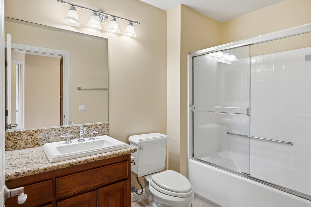 40800 Breezy Pass Road, Unit B Palm Desert, CA 92211 - Photo 23 of 36 29