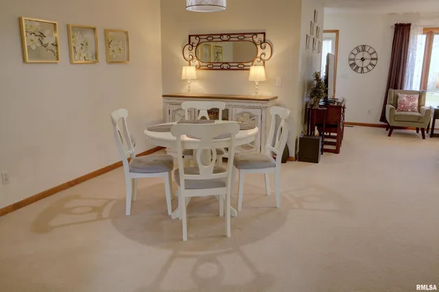 $150,000 | 217 Scotch Pine Drive, Macomb, IL 61455