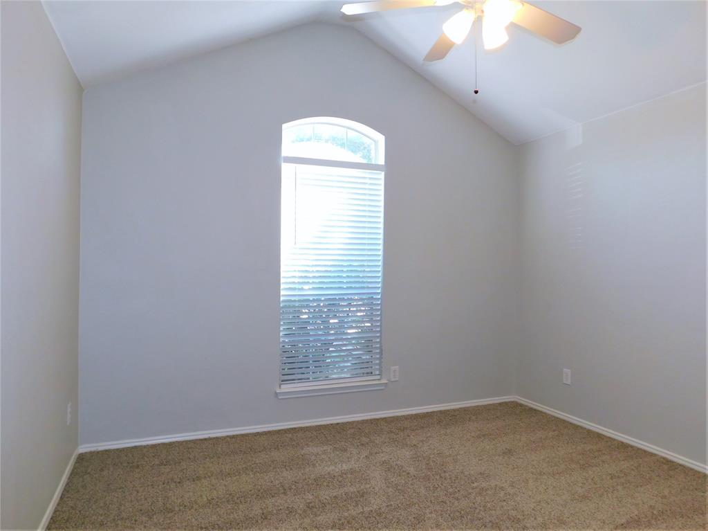 3721 Calvert Lane Denton, TX 76208 - Photo 22 of 27