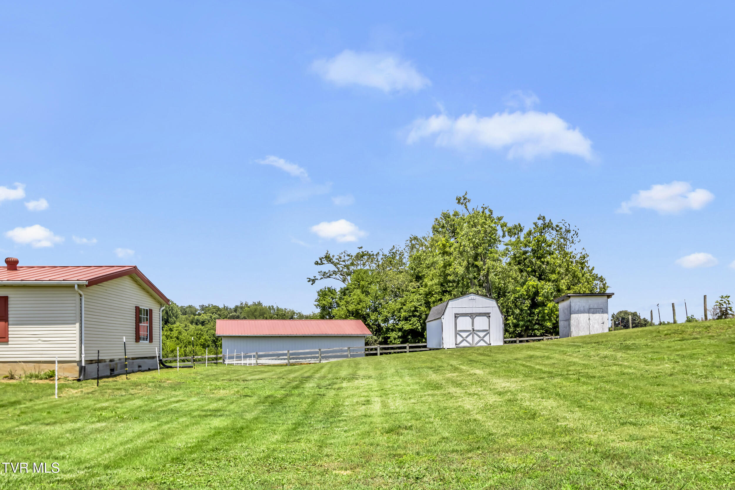 114 Miller Street Limestone, TN 37681 - Photo 19 of 25 23_img_7624