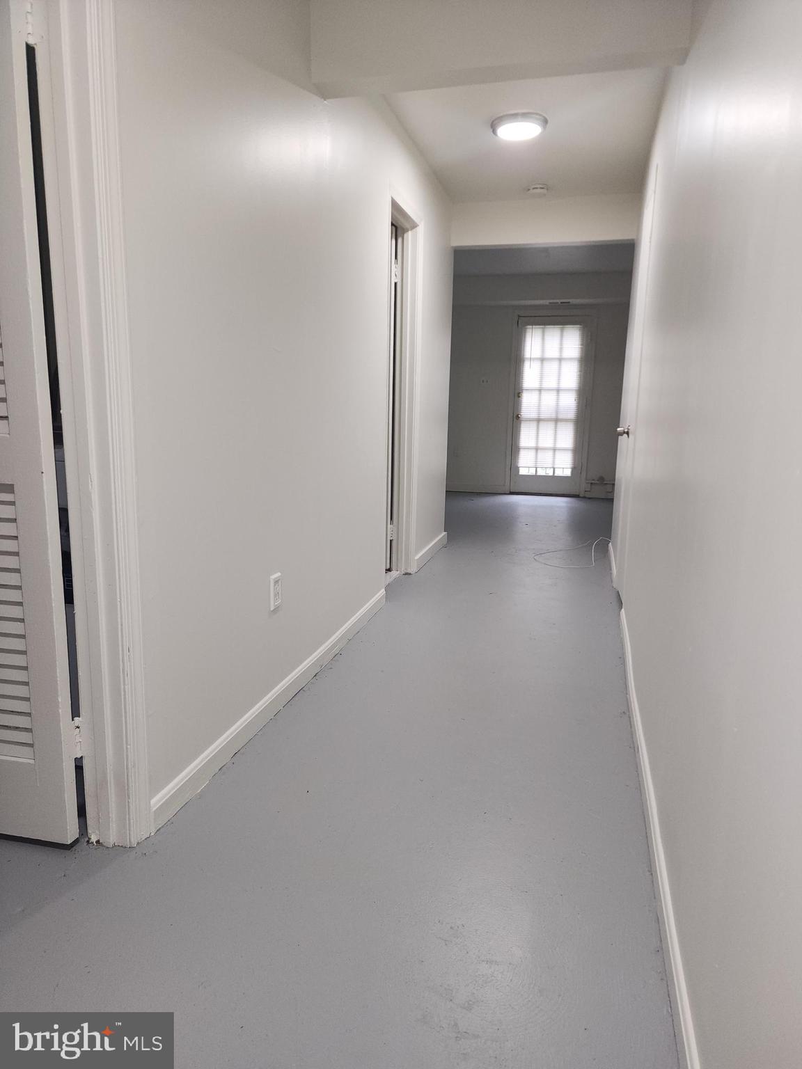 1270 Palmer Road, Unit 92 Fort Washington, MD 20744 - Photo 20 of 24 a view of hallway with windows