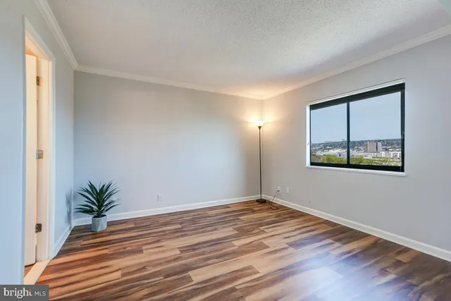 $484,500 | 5902 Mt Eagle Drive, Unit 1501, Alexandria, VA 22303