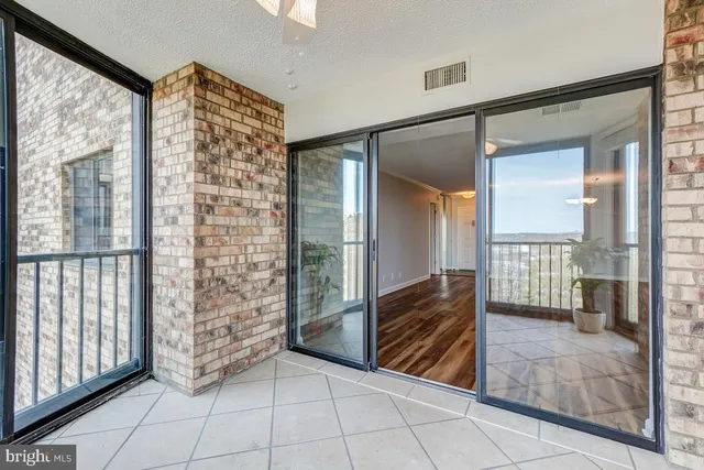 $484,500 | 5902 Mt Eagle Drive, Unit 1501, Alexandria, VA 22303