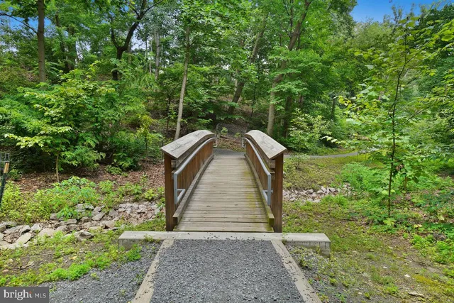 $484,500 | 5902 Mt Eagle Drive, Unit 1501, Alexandria, VA 22303