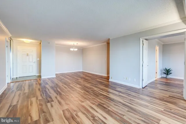 $484,500 | 5902 Mt Eagle Drive, Unit 1501, Alexandria, VA 22303