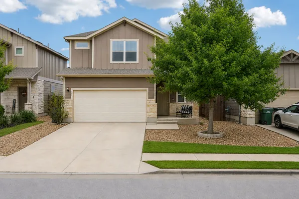 $355,000 | 216 La Dera Drive, Liberty Hill, TX 78642