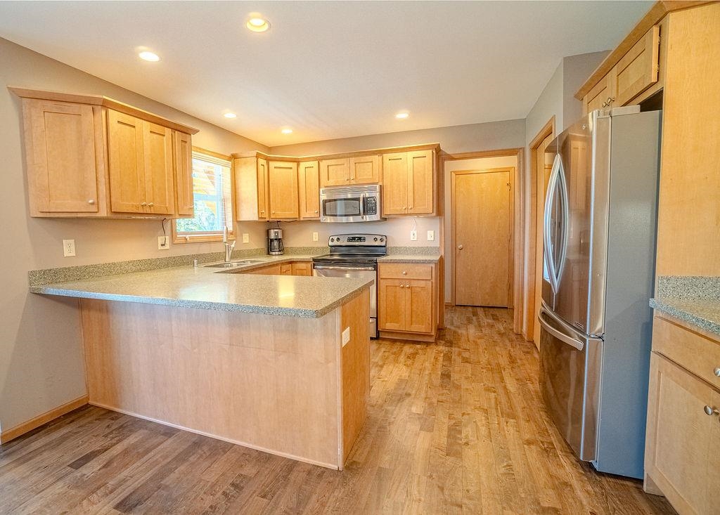 897 Sumac Street Oregon, WI 53575 - Photo 14 of 50