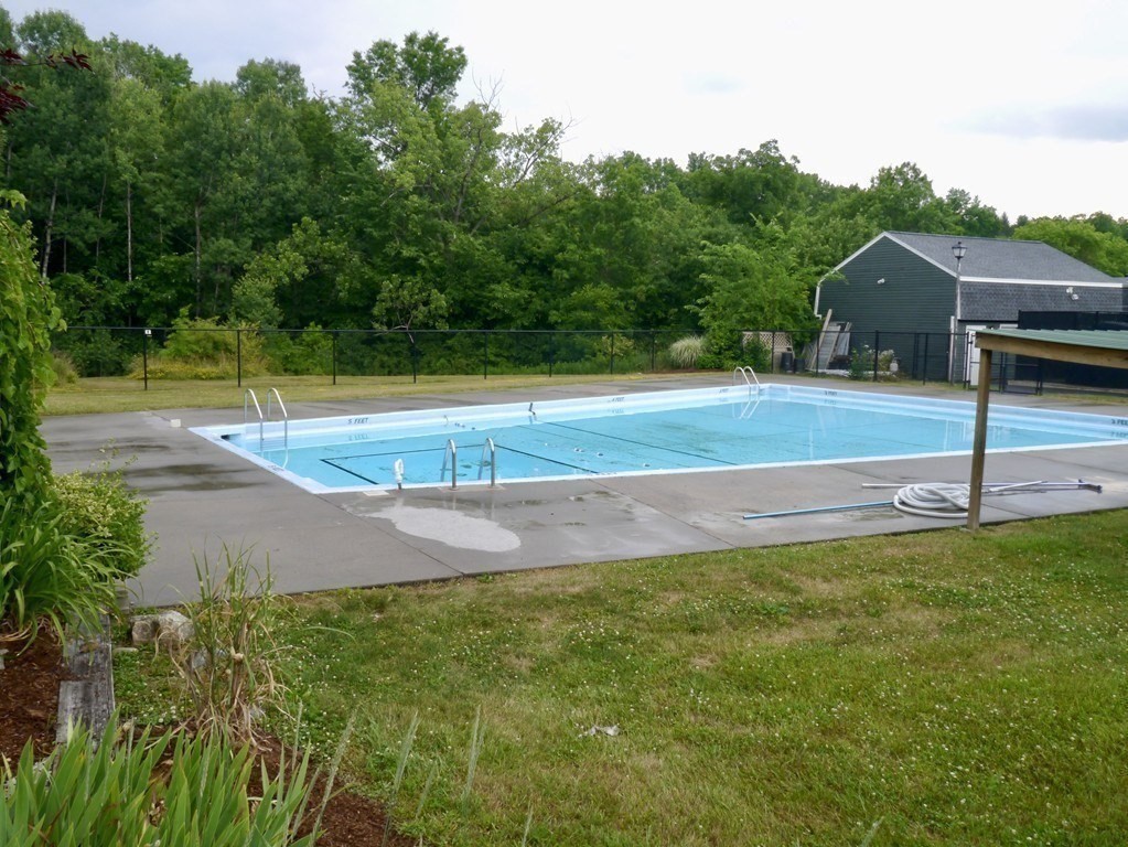 170 East Hadley Road, Unit 139 Amherst, MA 01002 - Photo 15 of 16