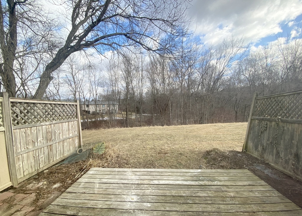 170 East Hadley Road, Unit 139 Amherst, MA 01002 - Photo 6 of 16