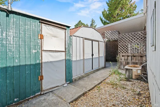 $94,900 | 700 East Gobbi Street, Unit 6, Ukiah, CA 95482