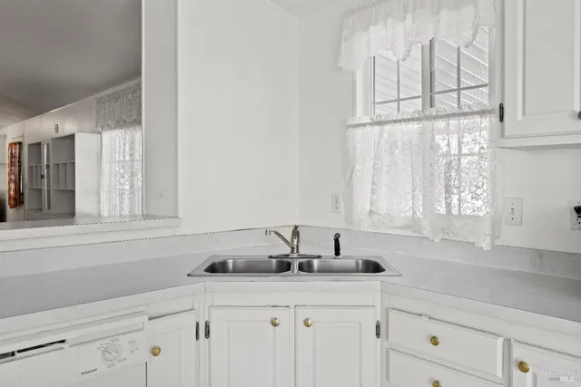 $94,900 | 700 East Gobbi Street, Unit 6, Ukiah, CA 95482