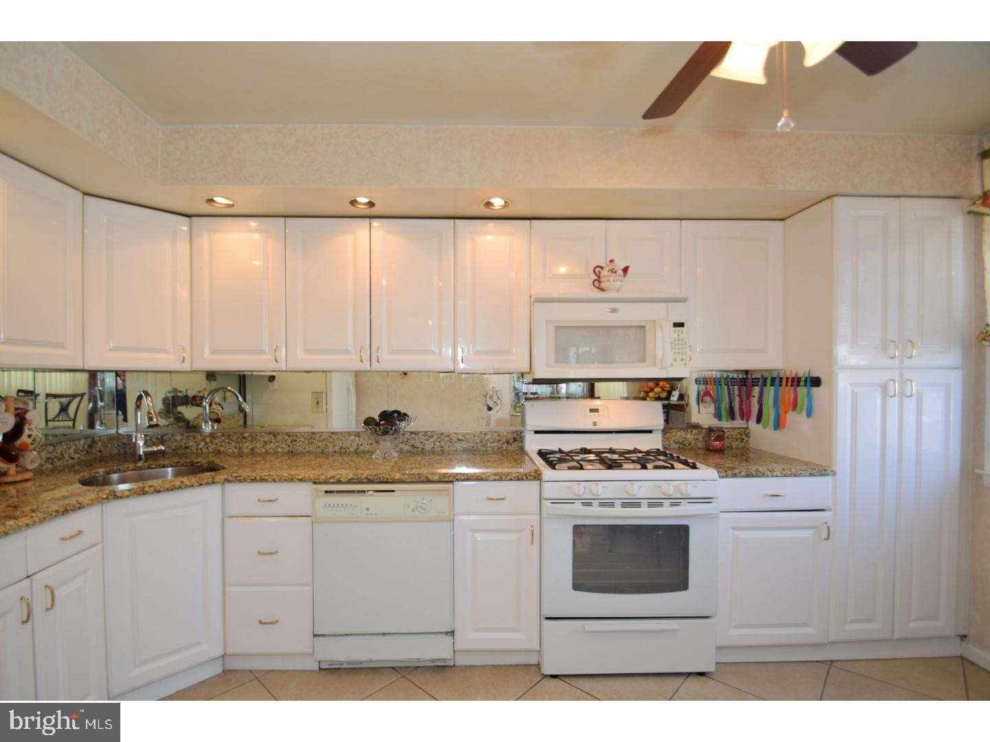 11720 Millbrook Road Philadelphia, PA 19154 - Photo 9 of 19 Gallery Image 9