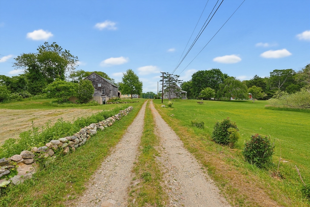 144 Horseneck Road Westport, MA 02790 - Photo 11 of 37