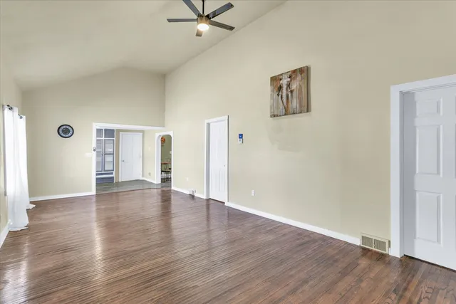 $124,500 | 301 South Douglas Street, Villa Grove, IL 61956