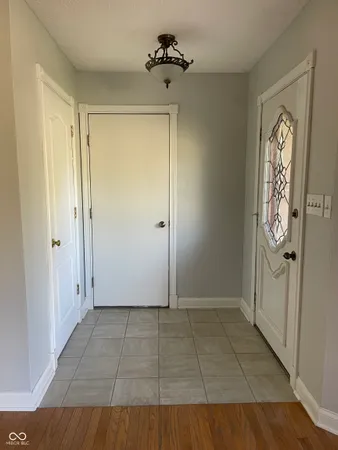$1,600 | 975 Maple Grove Drive, Greenwood, IN 46143