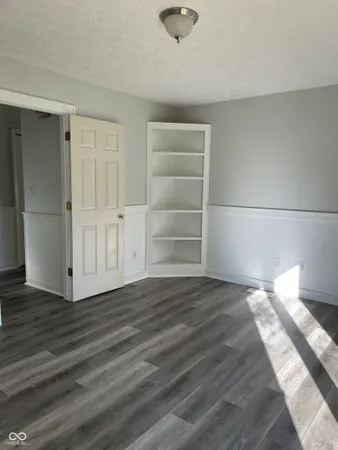 $1,600 | 975 Maple Grove Drive, Greenwood, IN 46143