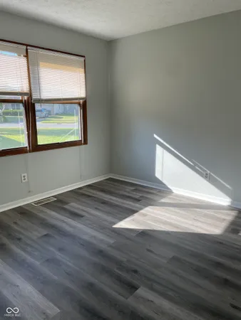 $1,600 | 975 Maple Grove Drive, Greenwood, IN 46143
