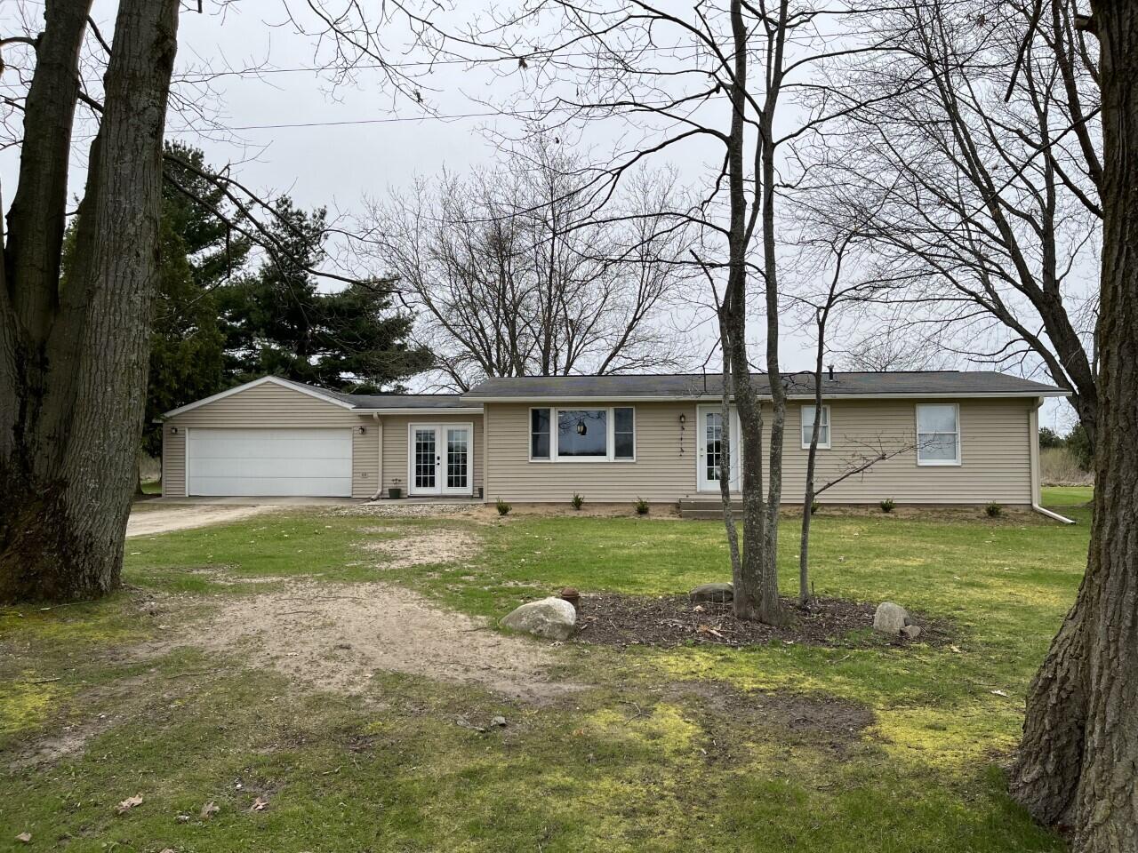 9675 Fitzner Road Lakeview, MI 48850 - Photo 1 of 28 thumbnail_IMG_6036