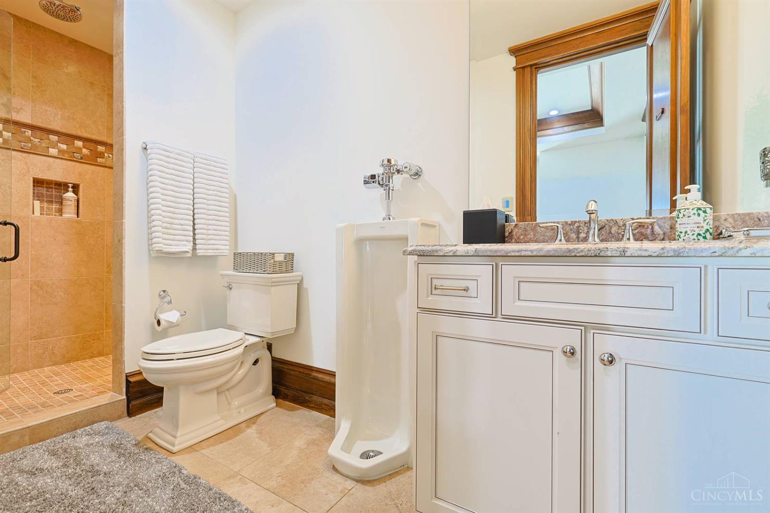 7951 Ayers Road Cincinnati, OH 45255 - Photo 83 of 99