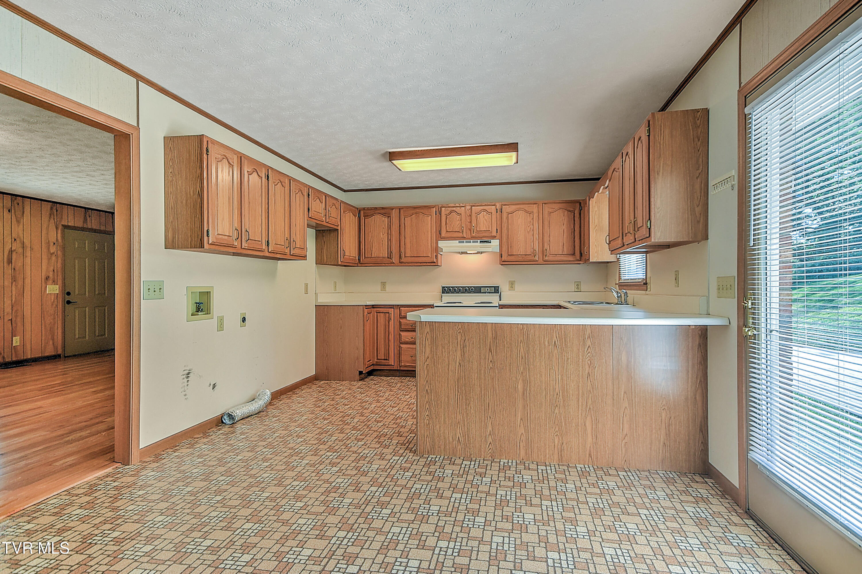 1686 Rock Springs Road Kingsport, TN 37664 - Photo 12 of 41 1686 Rock Springs EH-12