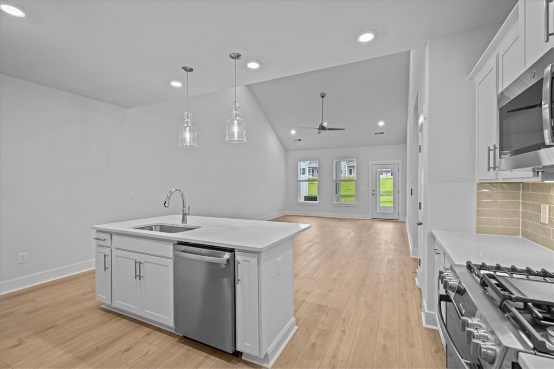 405 Crestcreek Drive Anderson, SC 29621 - Photo 8 of 37 Open concept main level