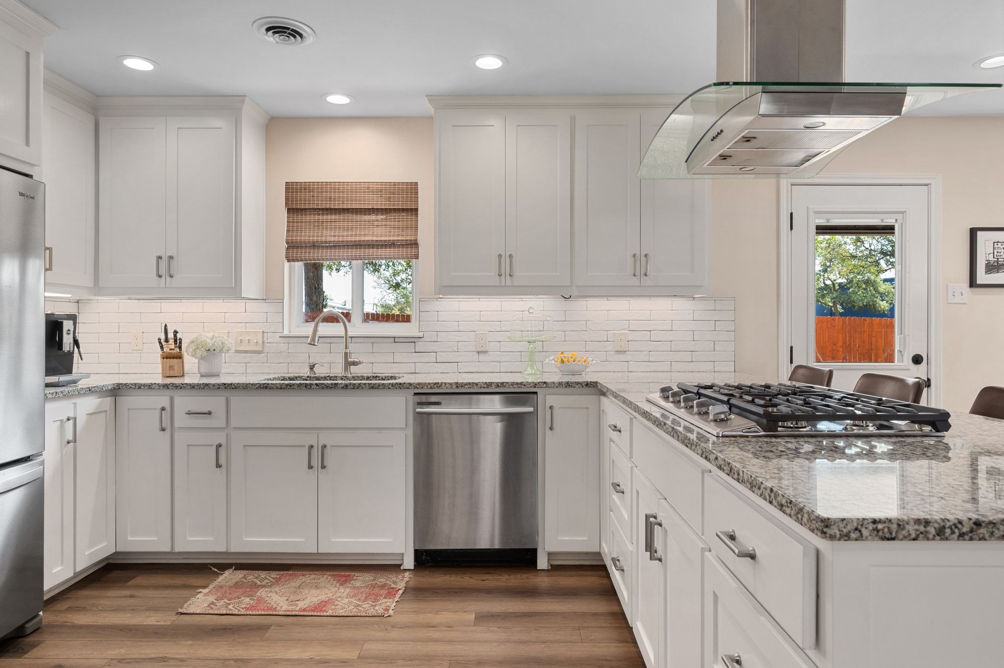 5605 Exeter Drive Austin, TX 78723 - Photo 12 of 32