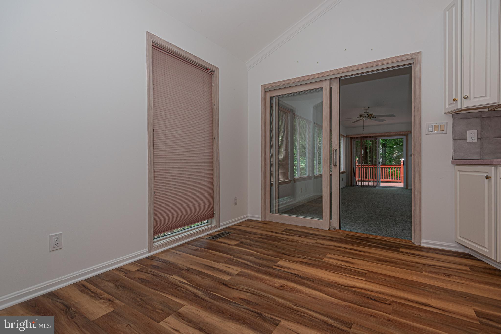 21 Beaconhill Road Ocean Pines, MD 21811 - Photo 9 of 40 Cozy Dining Room off of Living Room