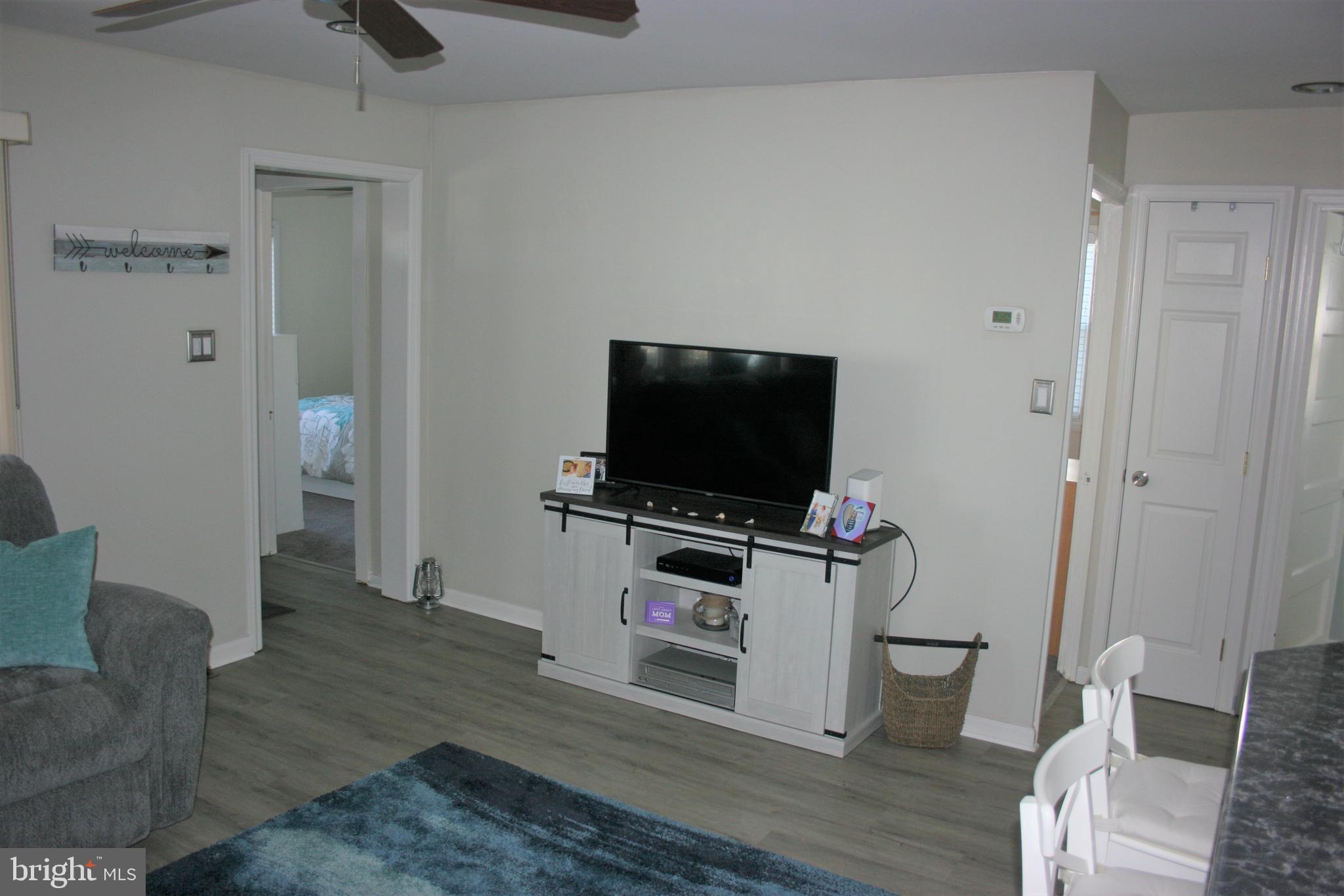 1407 Shore Road Baltimore, MD 21220 - Photo 13 of 26