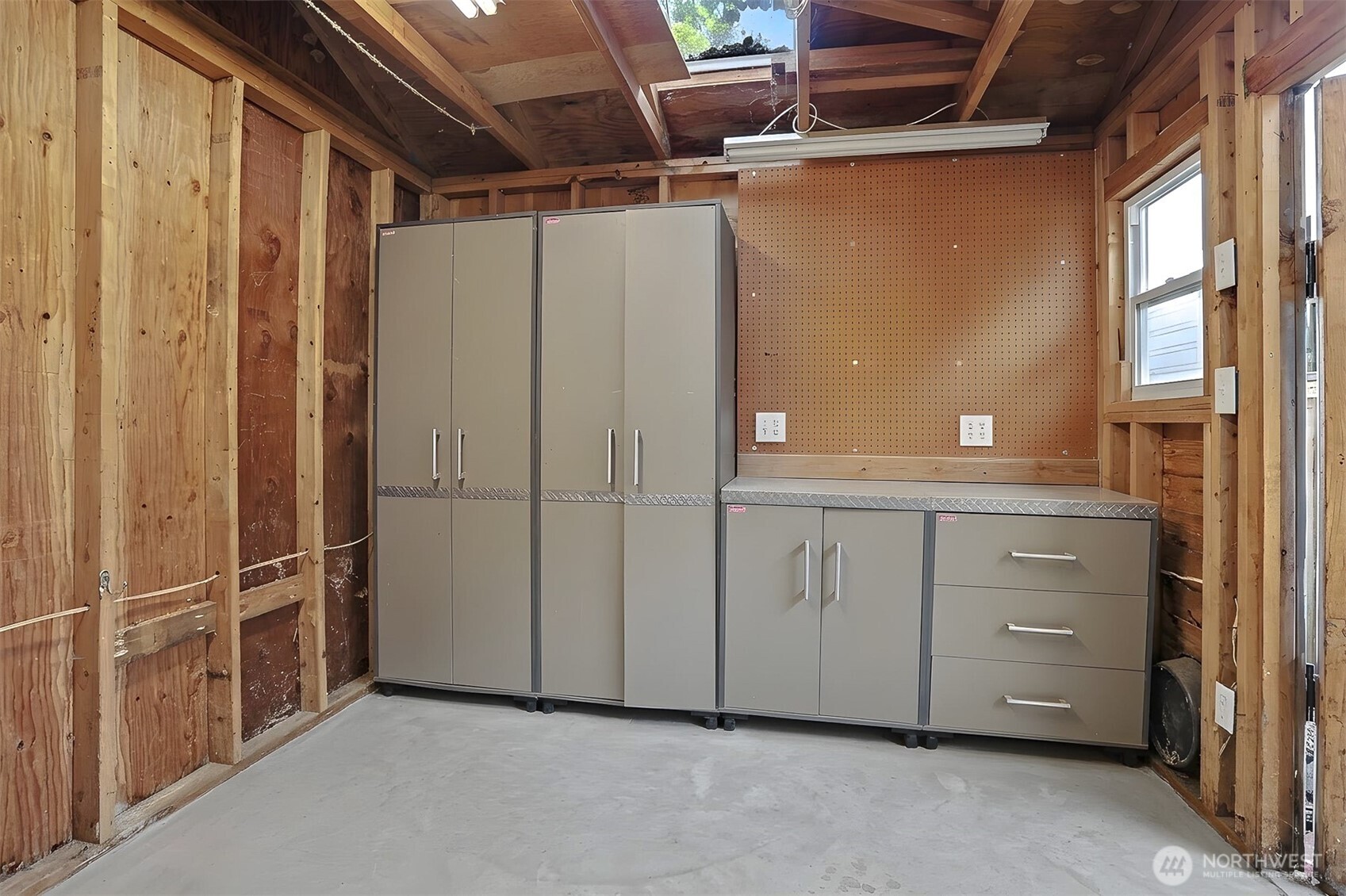 322 North 81st Street Seattle, WA 98103 - Photo 32 of 40