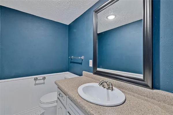 $2,200 | 5426 Winton Street, Dallas, TX 75206