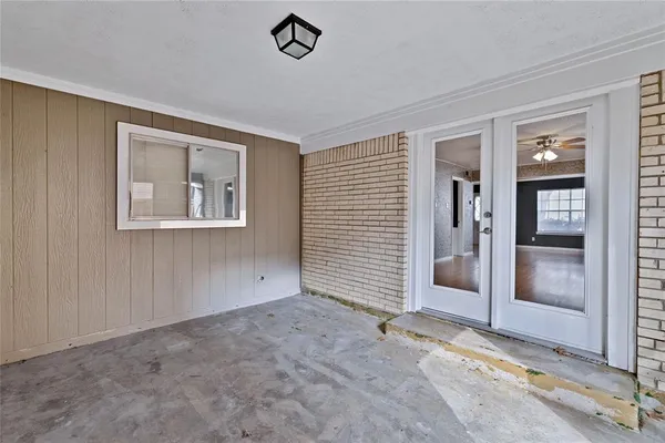 $2,200 | 5426 Winton Street, Dallas, TX 75206