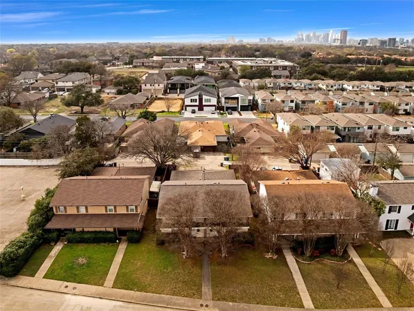$2,200 | 5426 Winton Street, Dallas, TX 75206
