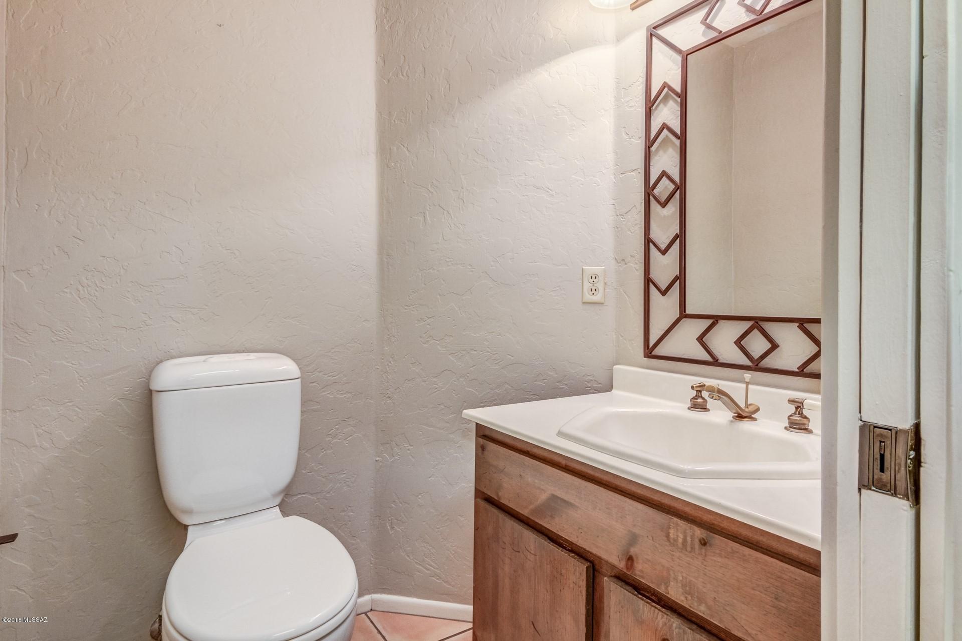 4510 North Bear Canyon Road Tucson, AZ 85749 - Photo 40 of 50