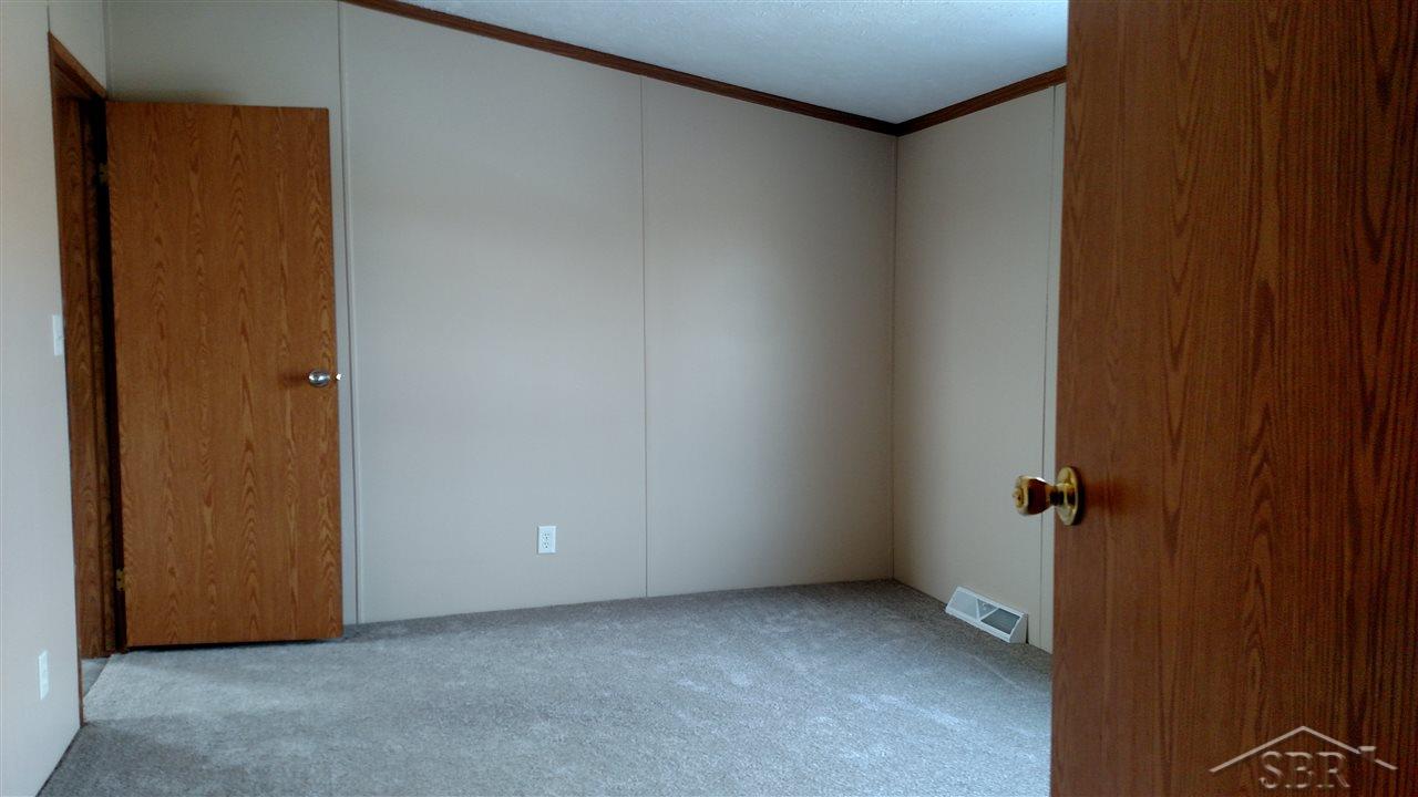 17935 Baldwin Road Oakley, MI 48649 - Photo 13 of 24 31342820-12.JPG