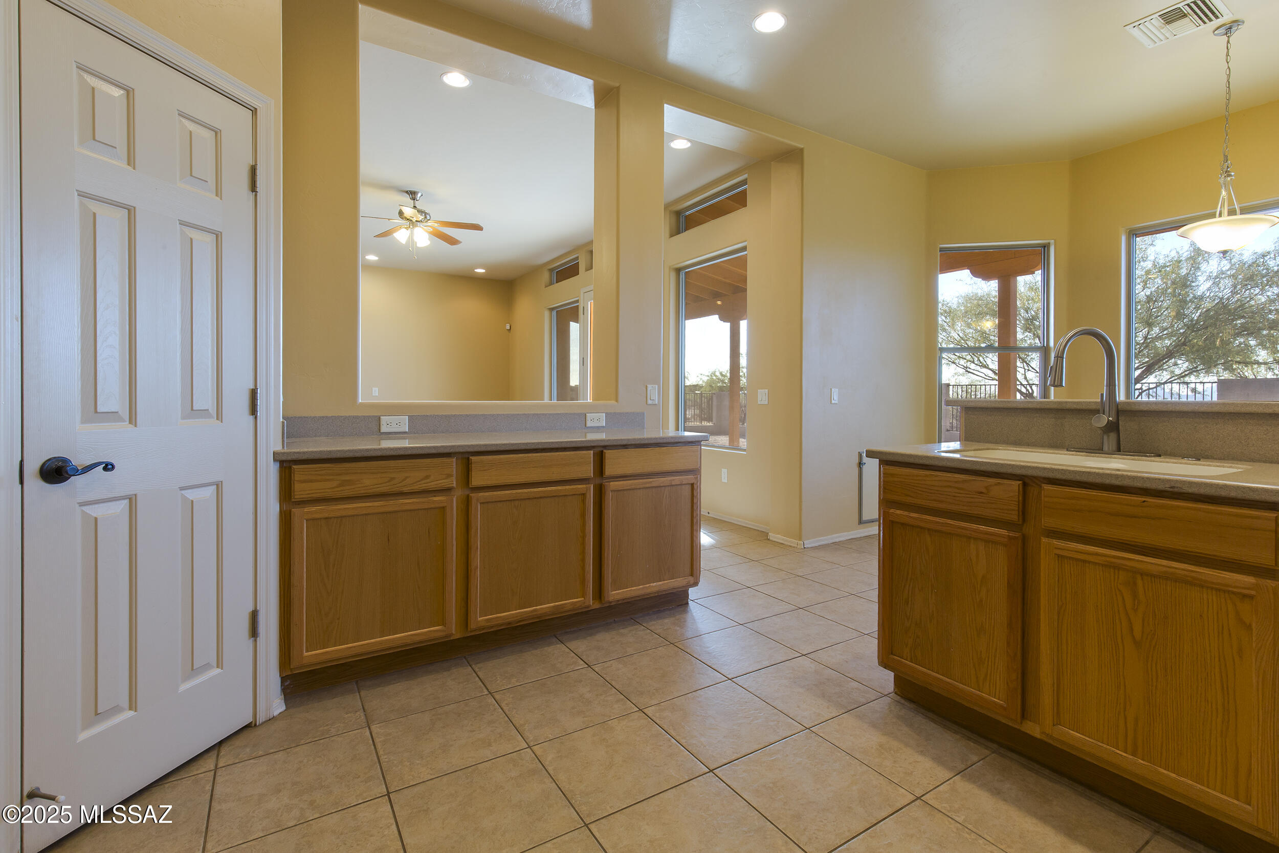 17160 West Starr Road Marana, AZ 85653 - Photo 10 of 41 Gallery Image 10