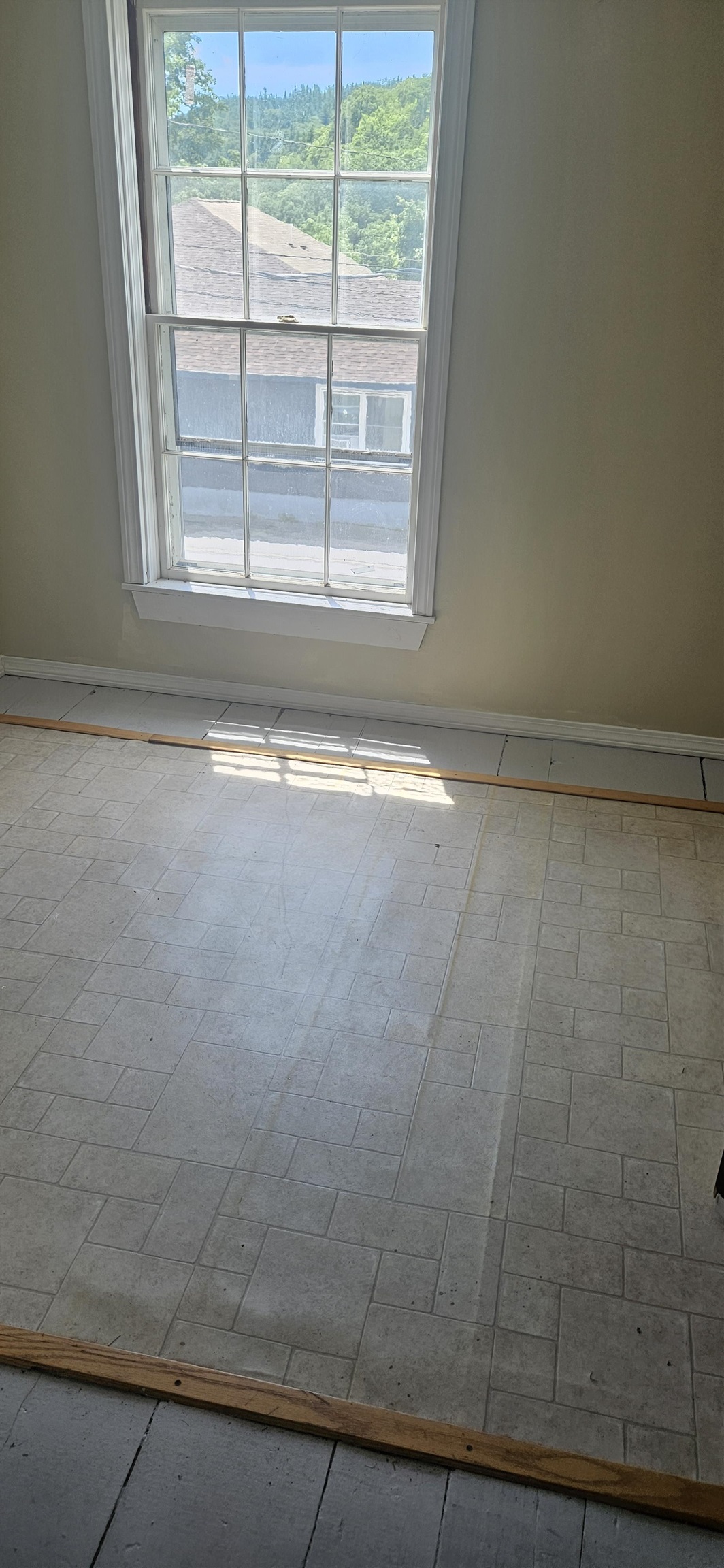 33 Spring Street, Unit 4 Bristol, NH 03222 - Photo 5 of 5
