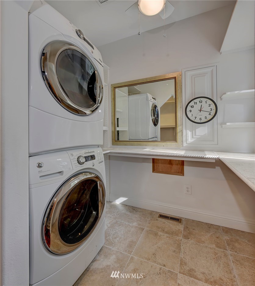 94 North Point Road Port Angeles, WA 98363 - Photo 10 of 40 Gallery Image 10