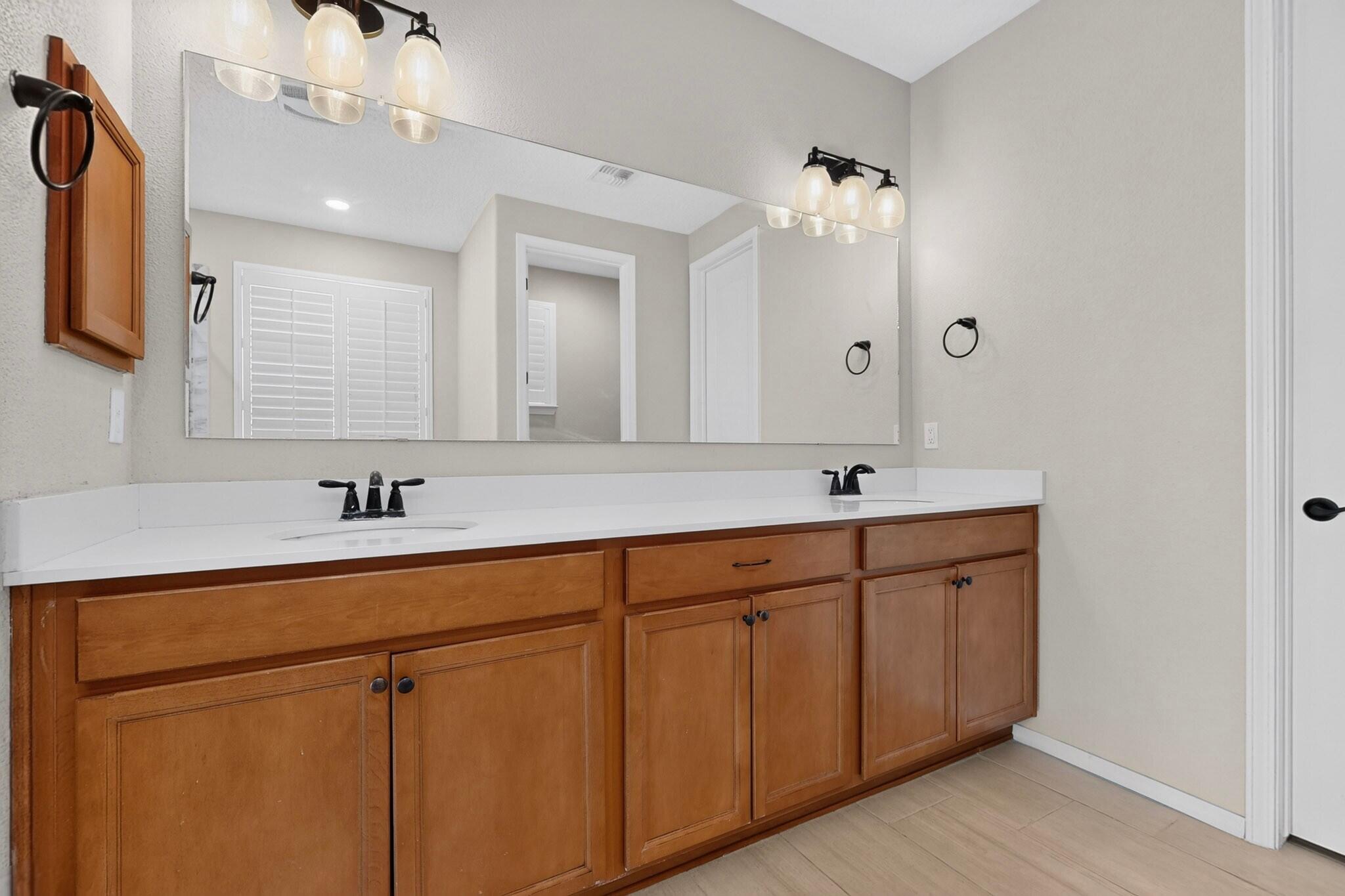 6301 Acadia Lane Northeast Rio Rancho, NM 87144 - Photo 18 of 34 Gallery Image 18