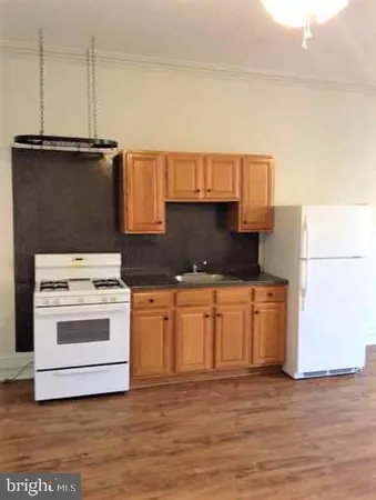 $1,800 | 126 West Market Street, Unit 3, West Chester, PA 19382