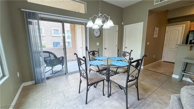$1,395 | 8985 South Durango Drive, Unit 1087, Las Vegas, NV 89113