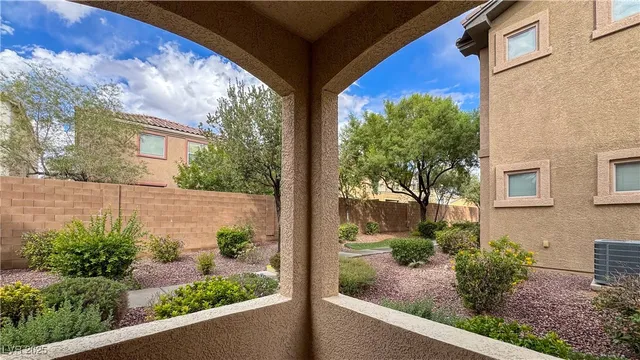 $1,395 | 8985 South Durango Drive, Unit 1087, Las Vegas, NV 89113