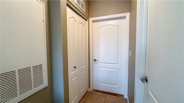 $1,395 | 8985 South Durango Drive, Unit 1087, Las Vegas, NV 89113