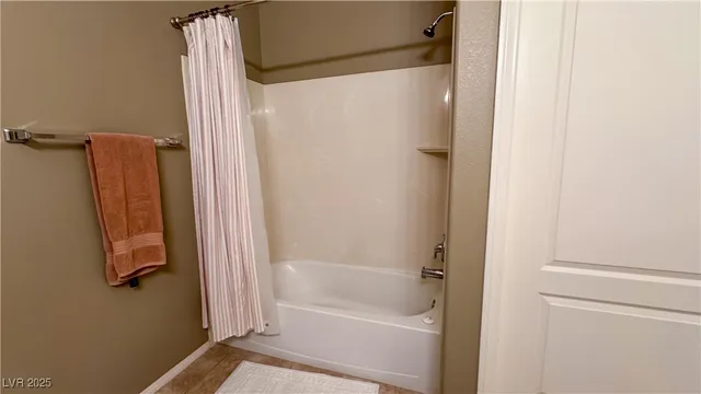 $1,395 | 8985 South Durango Drive, Unit 1087, Las Vegas, NV 89113