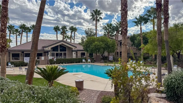 $1,395 | 8985 South Durango Drive, Unit 1087, Las Vegas, NV 89113