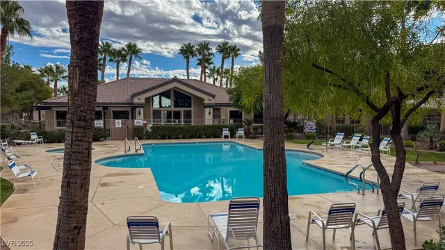 $1,395 | 8985 South Durango Drive, Unit 1087, Las Vegas, NV 89113