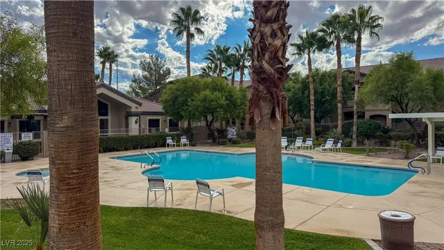 $1,395 | 8985 South Durango Drive, Unit 1087, Las Vegas, NV 89113